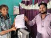 सेवा सेतु से आसान हुई सरकारी सेवाओं की राह, सुमन की बेटी आयुषी को घर बैठे मिले आय, जाति और निवास प्रमाण पत्र