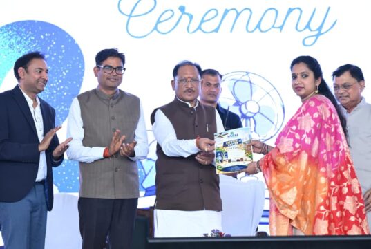 छत्तीसगढ़ में श्रम आधारित उद्योगों को बढ़ावा देकर युवाओं के लिए रोजगार के नए अवसर सृजित कर रही सरकार : मुख्यमंत्री विष्णु देव साय