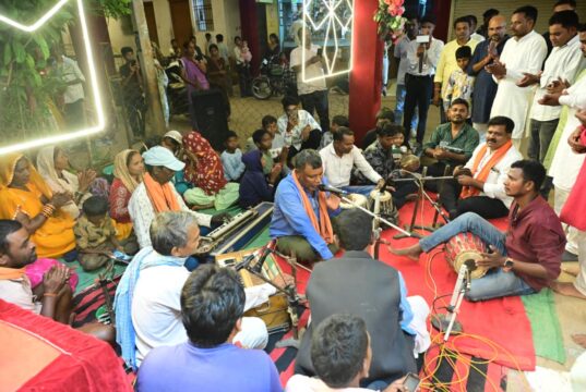 महाअष्टमी पर उप मुख्यमंत्री विजय शर्मा ने किए मां दंतेश्वरी, मां परमेश्वरी और मां चंडी के दर्शन